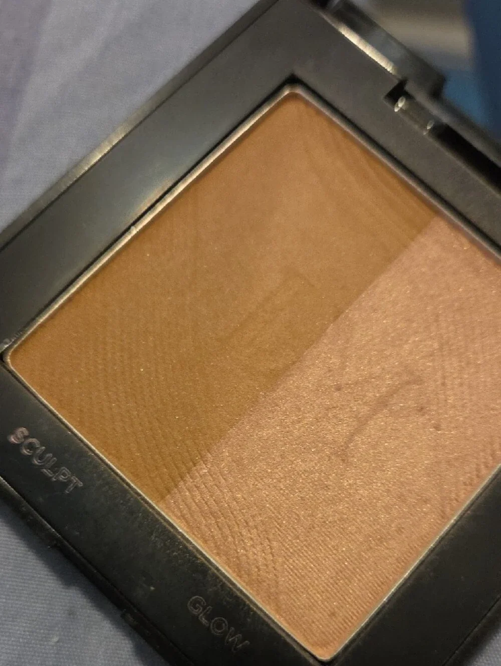 laura mercier glossy black
